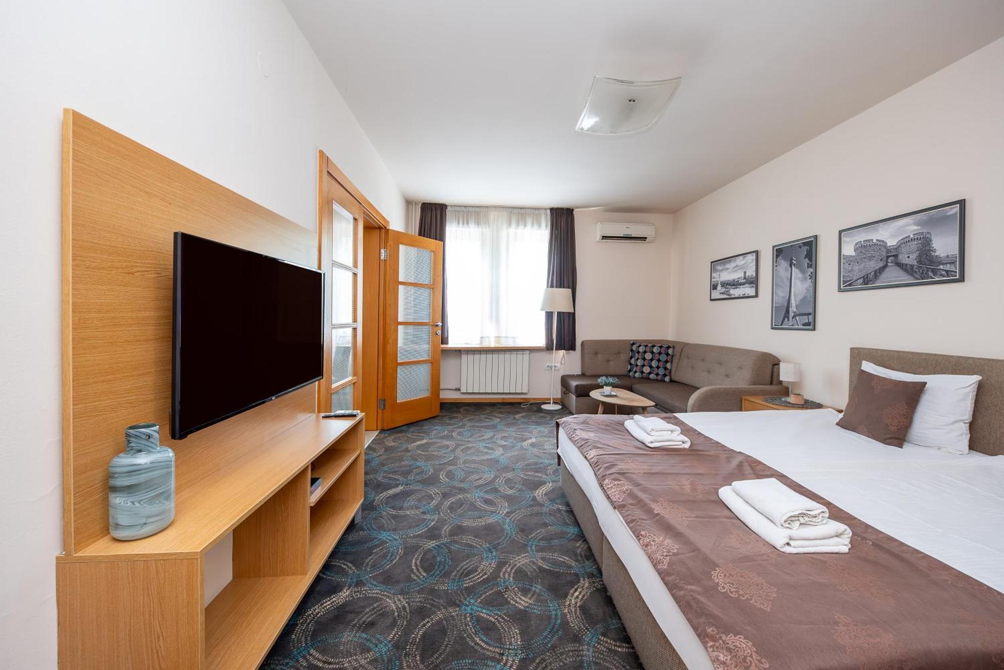 Top Central Apartments Belgrado Buitenkant foto
