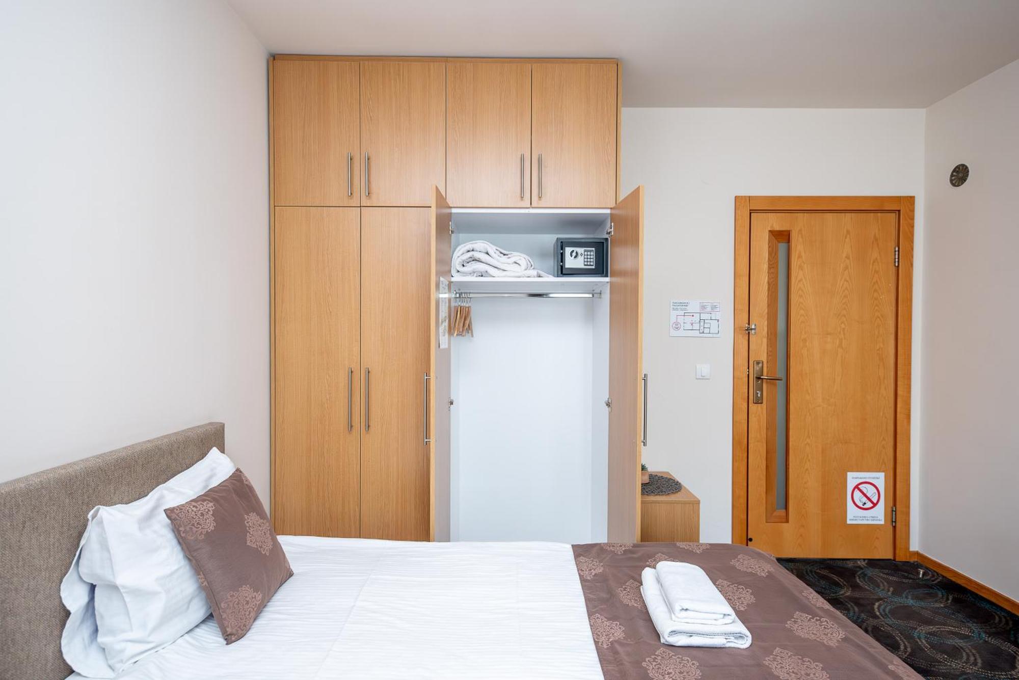 Top Central Apartments Belgrado Buitenkant foto