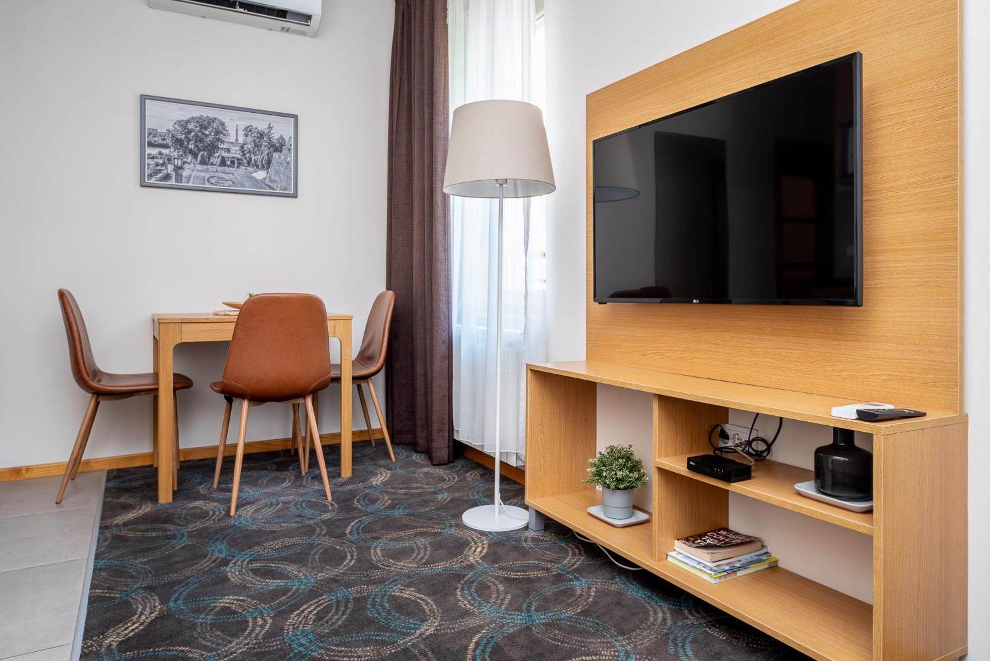 Top Central Apartments Belgrado Buitenkant foto